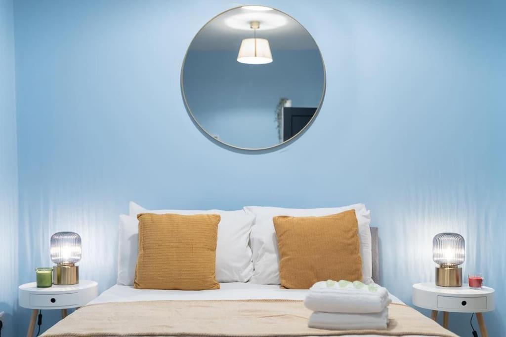 2 Bedroom Apartment Londra Dış mekan fotoğraf