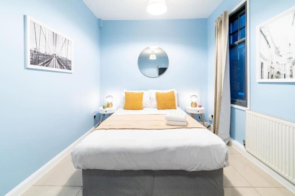 2 Bedroom Apartment Londra Dış mekan fotoğraf